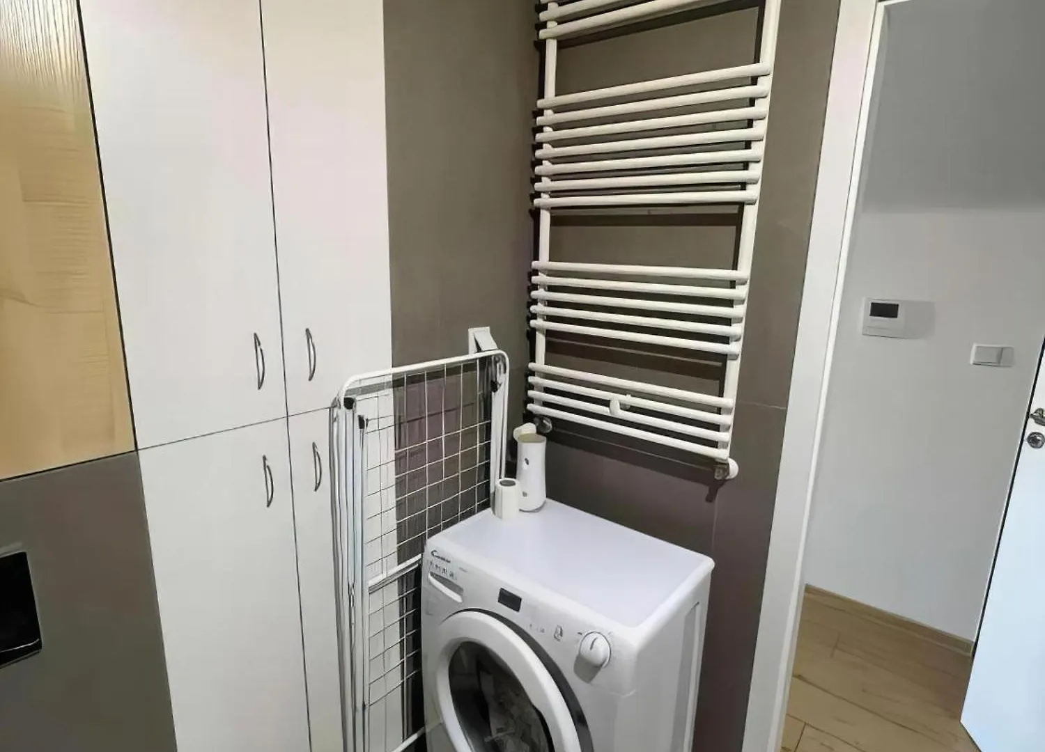 77 Wiktoryn Studio Apartment Warsaw